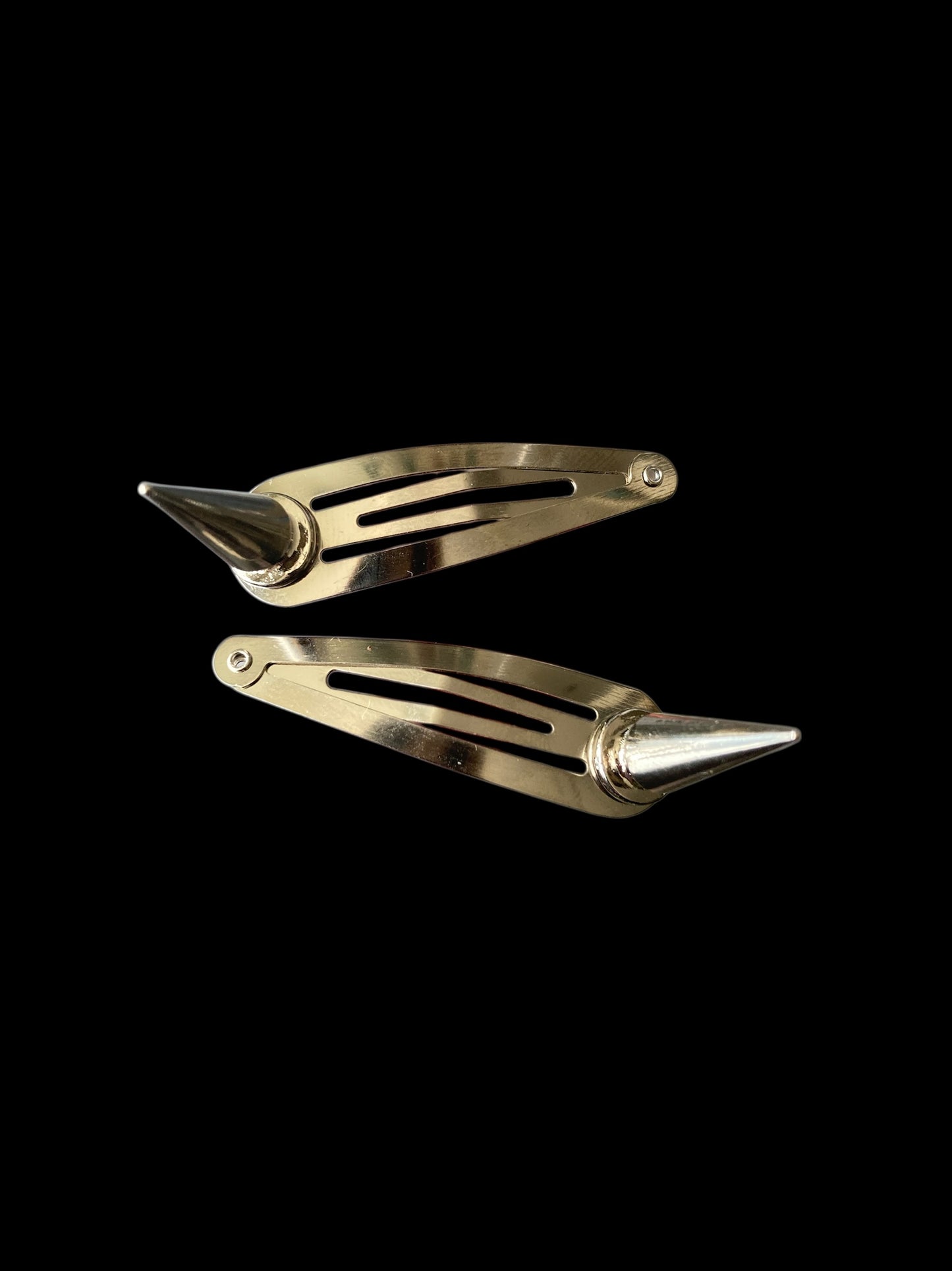 Large spike clips
