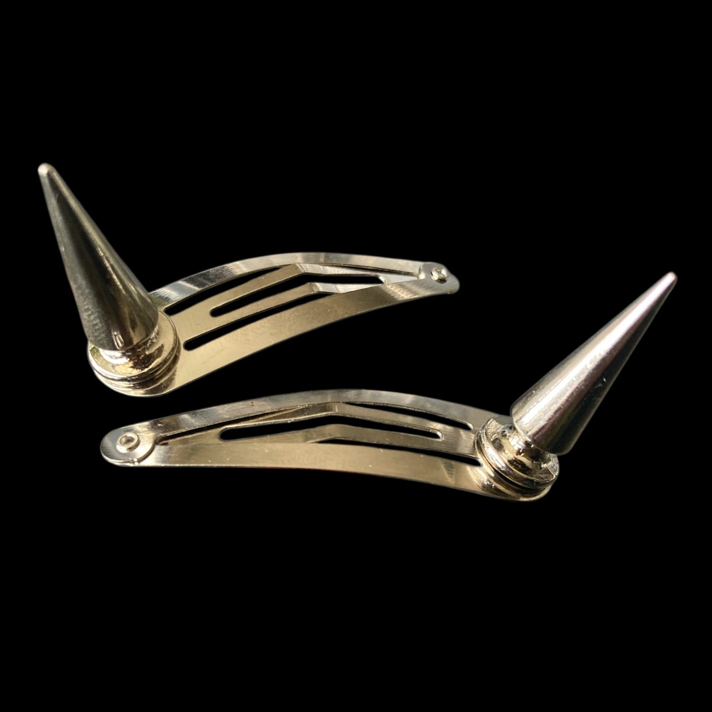 Large spike clips