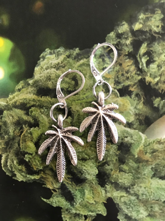 Single Vintage Weed Earrings