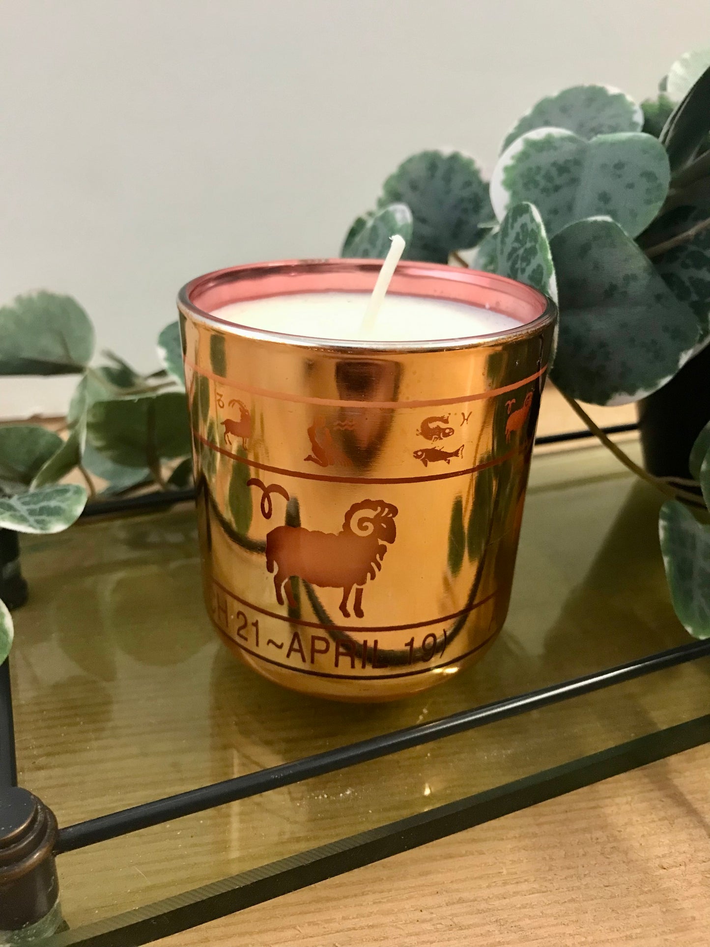 Aries vintage glass candle