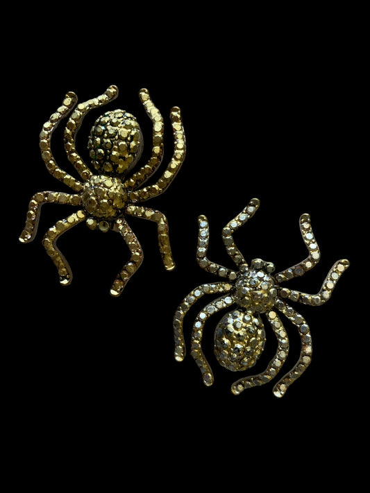 Spider brooch