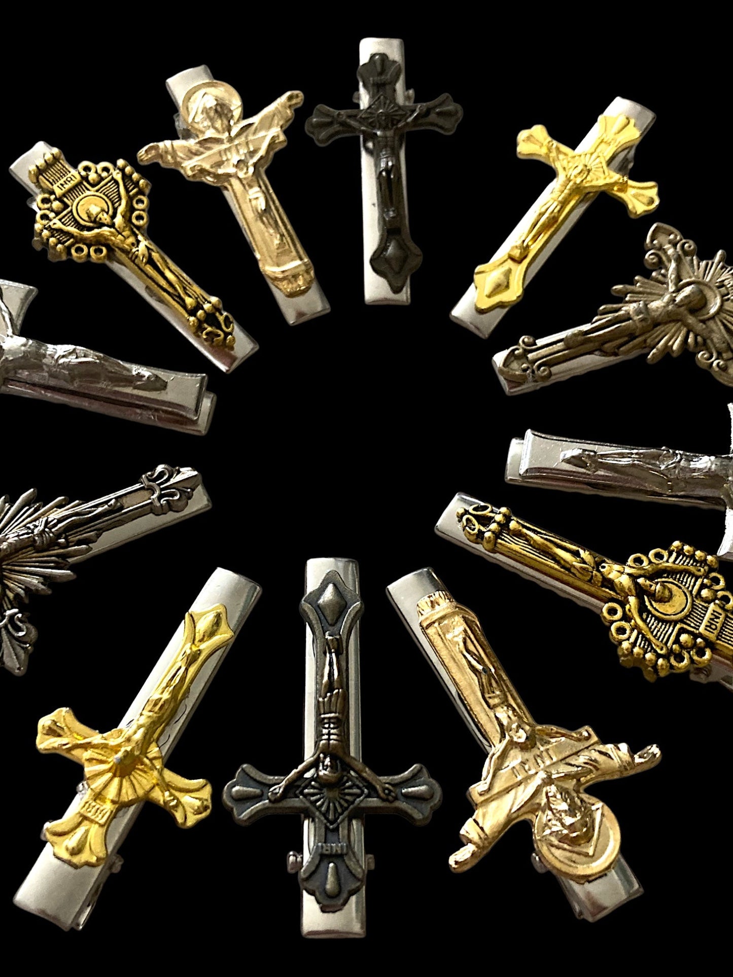 Cruci clips