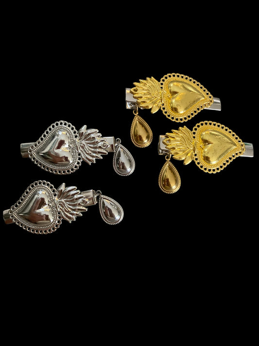Crybaby clips