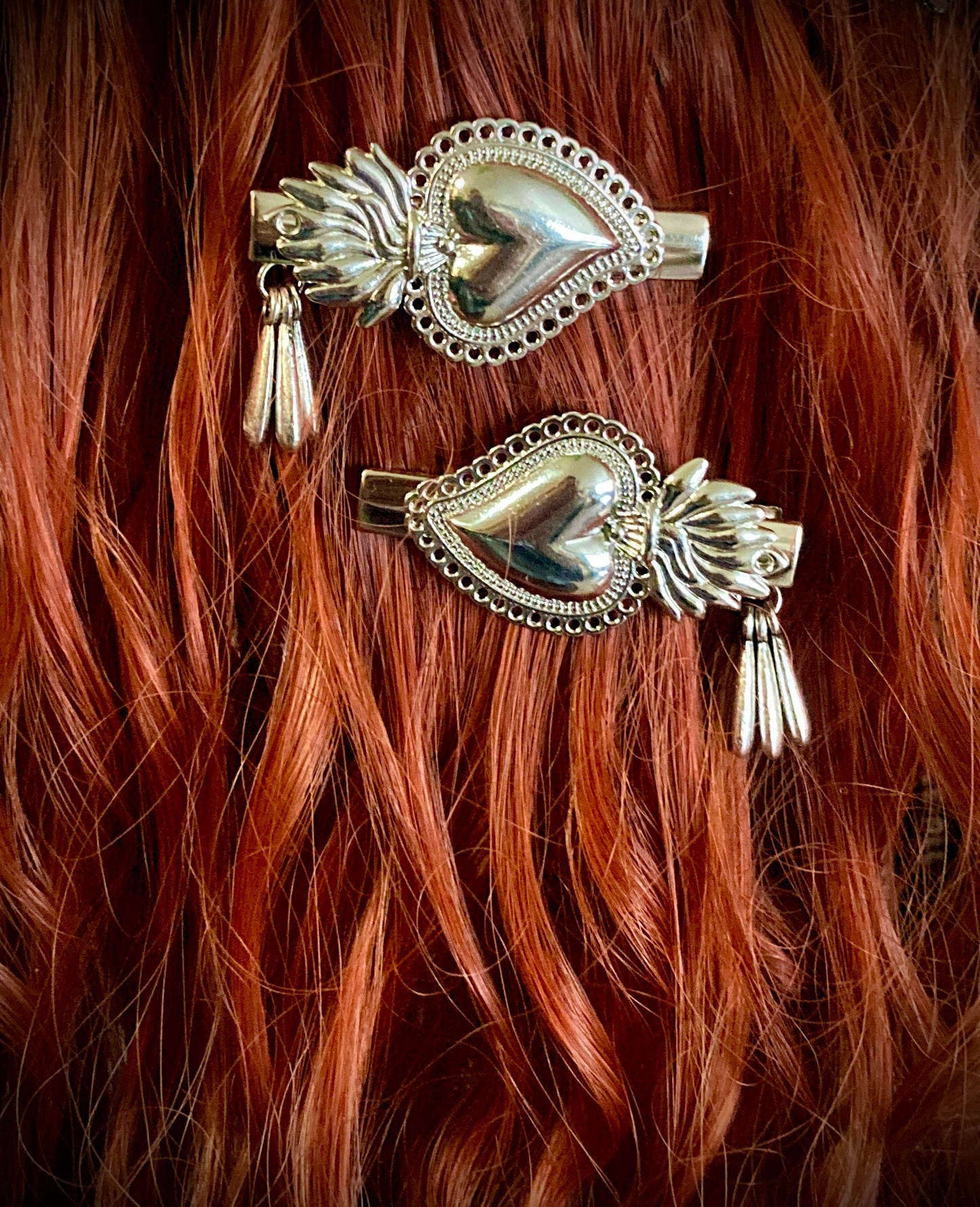 Crybaby clips