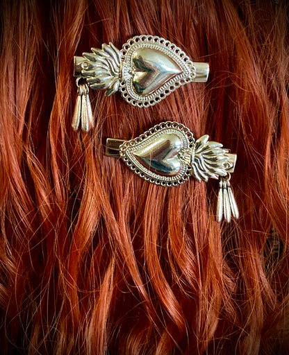 Crybaby clips