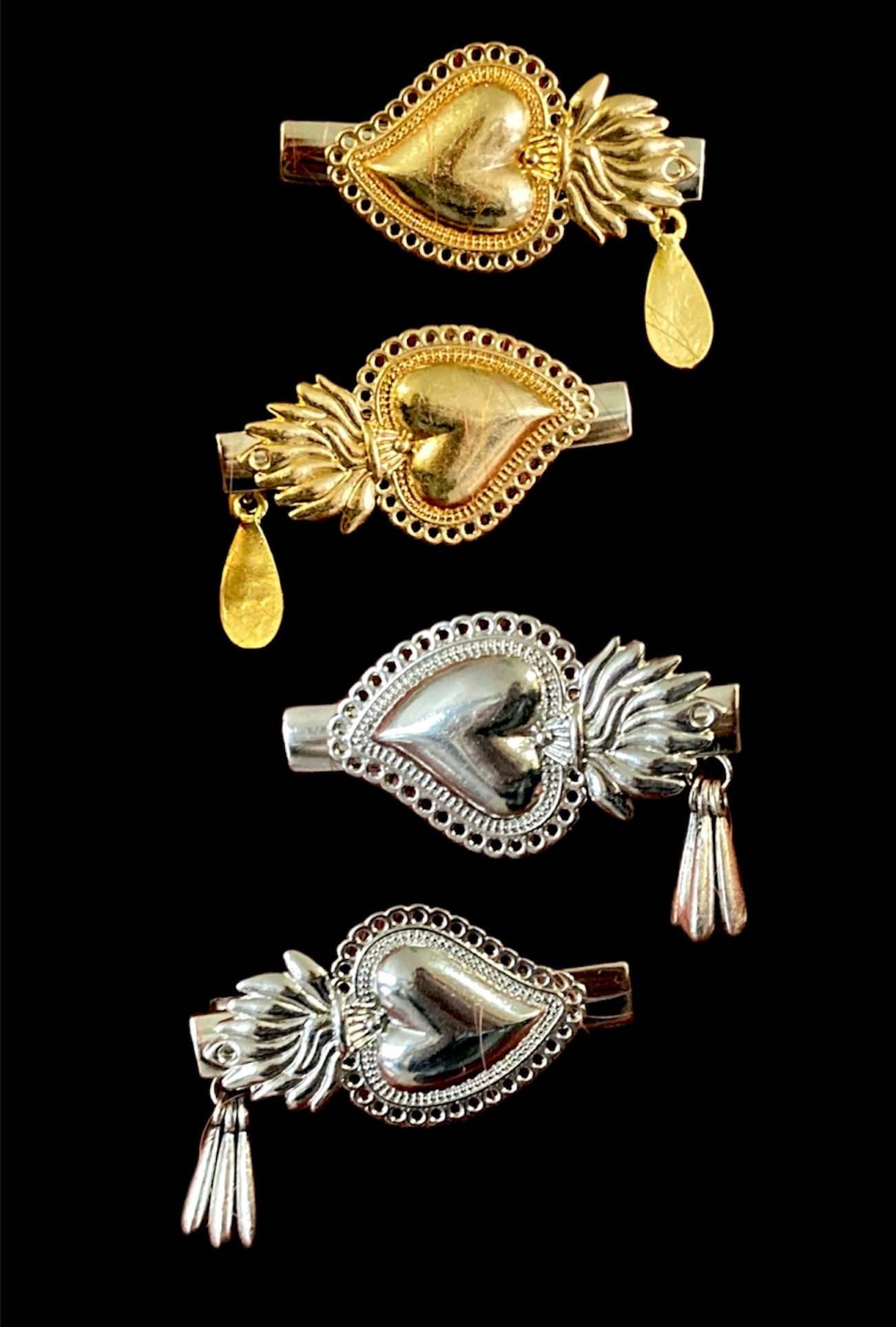 Crybaby clips