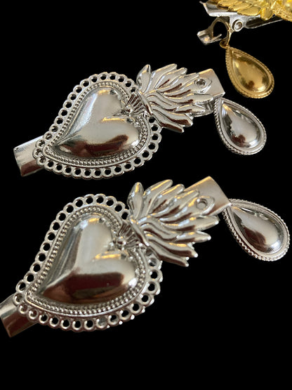 Crybaby clips