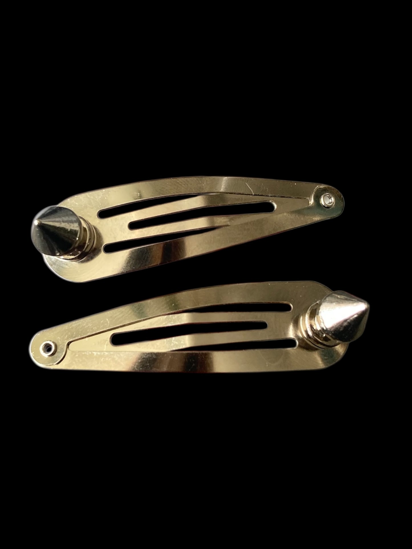 Medium spike clips