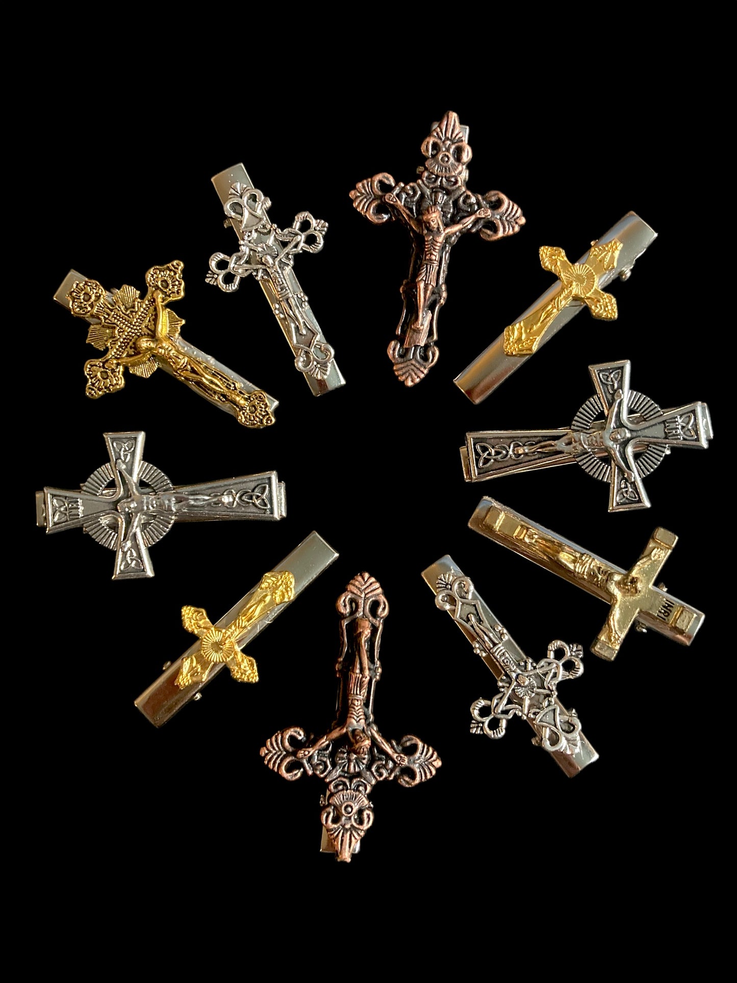 Cruci clips