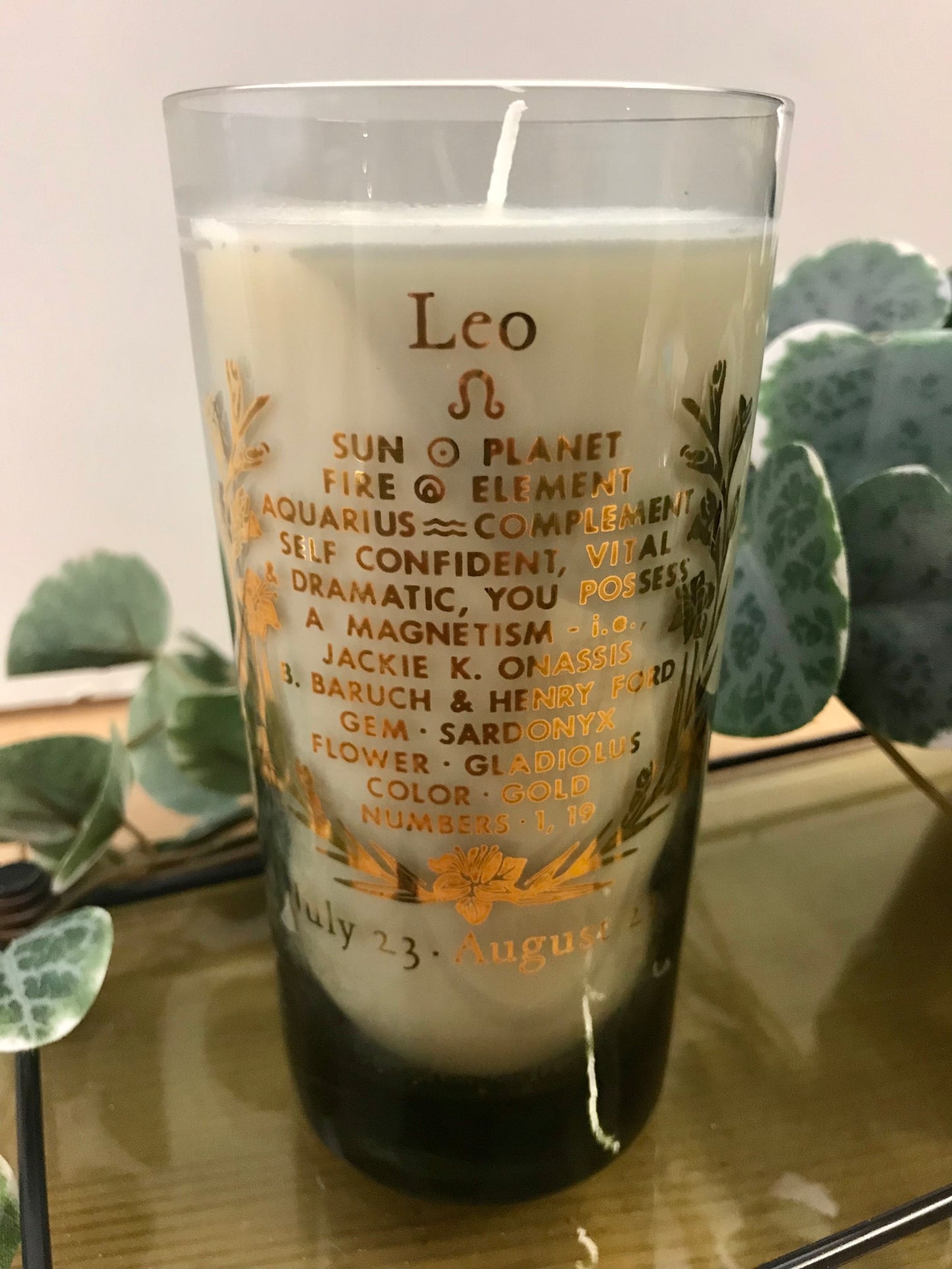 Leo vintage smokey glass candle